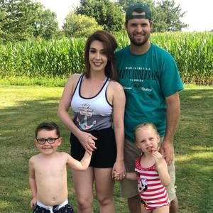 Meet your Posher, Hayley